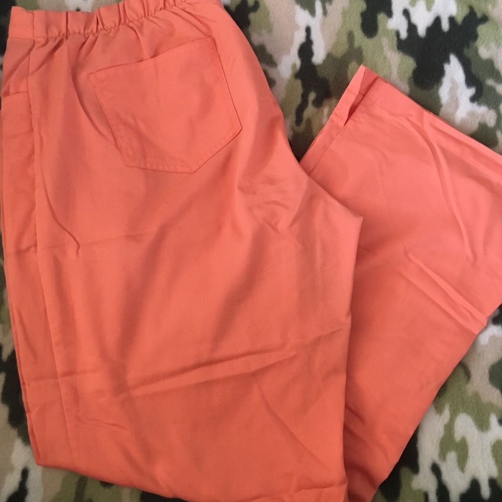 Grey’s anatomy scrub bottom